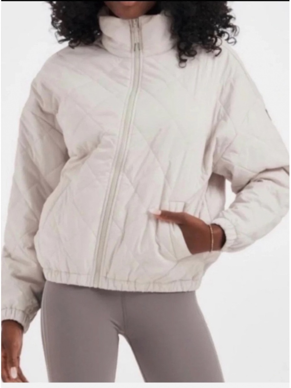 Vuori Echo Women’s Insulated Bomber Jacket Ivory M, NWOT
